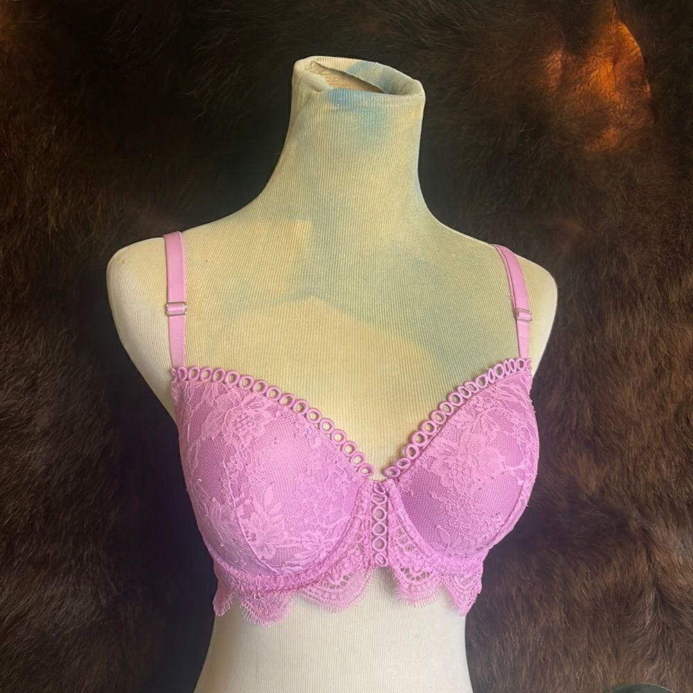 Victoria’s Secret bra 32DD (1675)